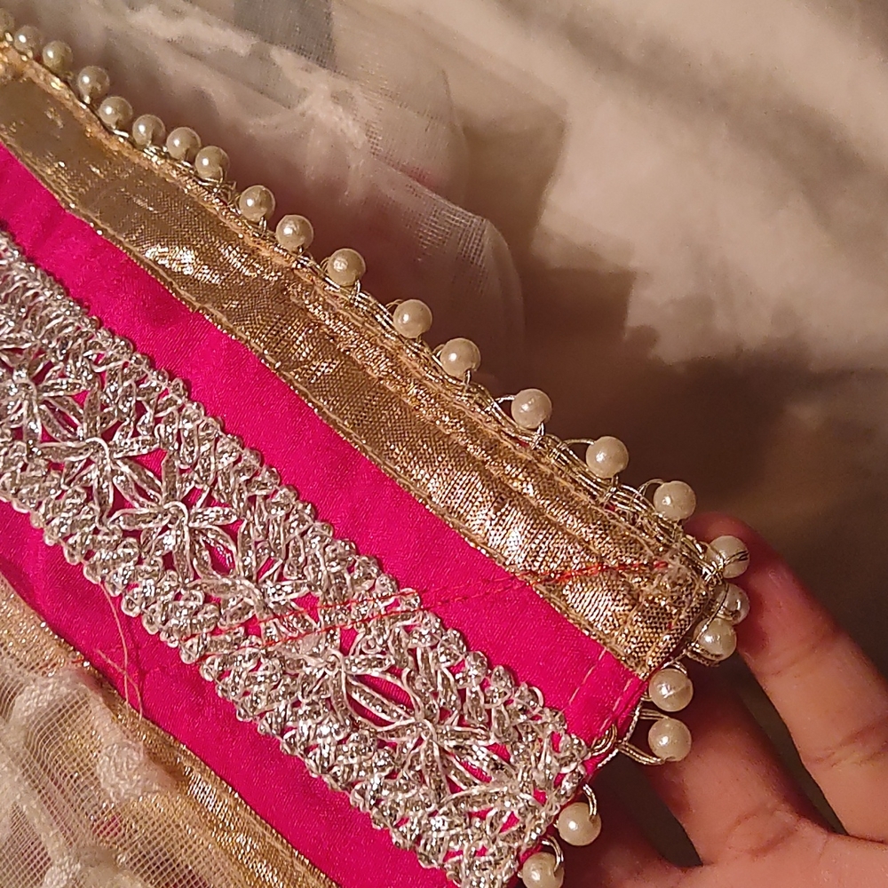 Designer embroidered lace and Pearl Hot pink & white kundan saree XS/S w/ blouse - Picture 8 of 12